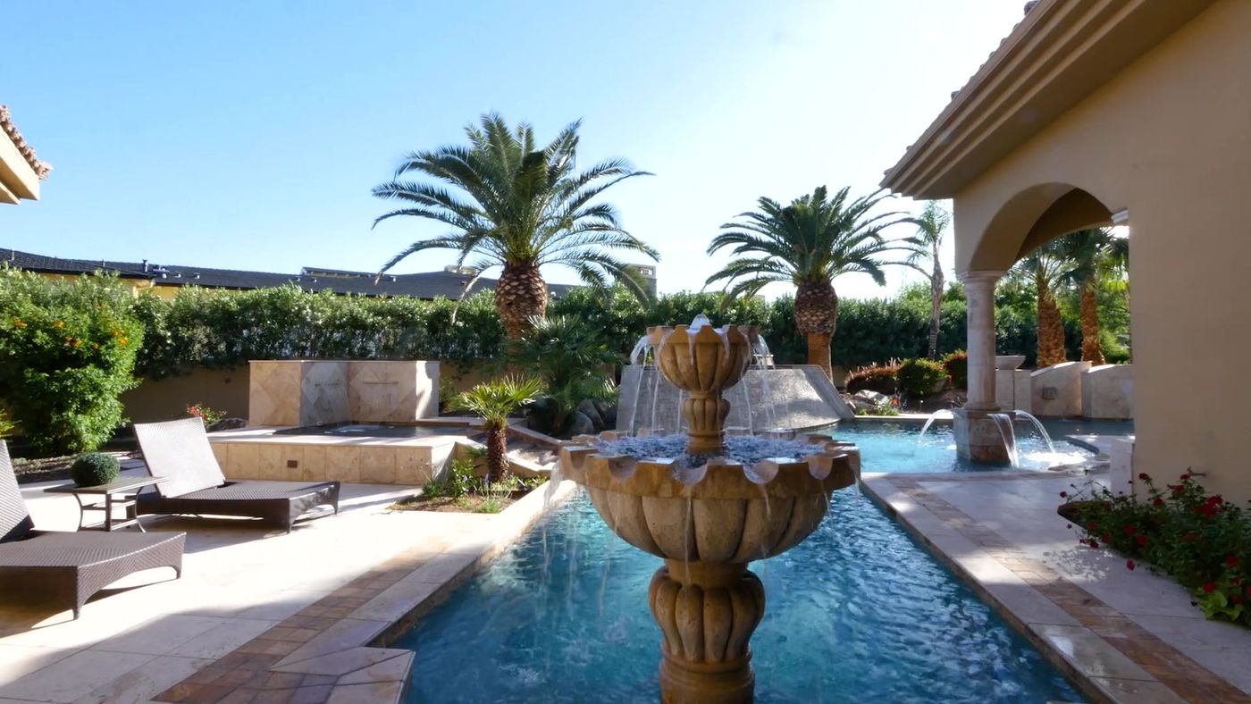 Fountain and pool courtyard at a Paradise Valley estate