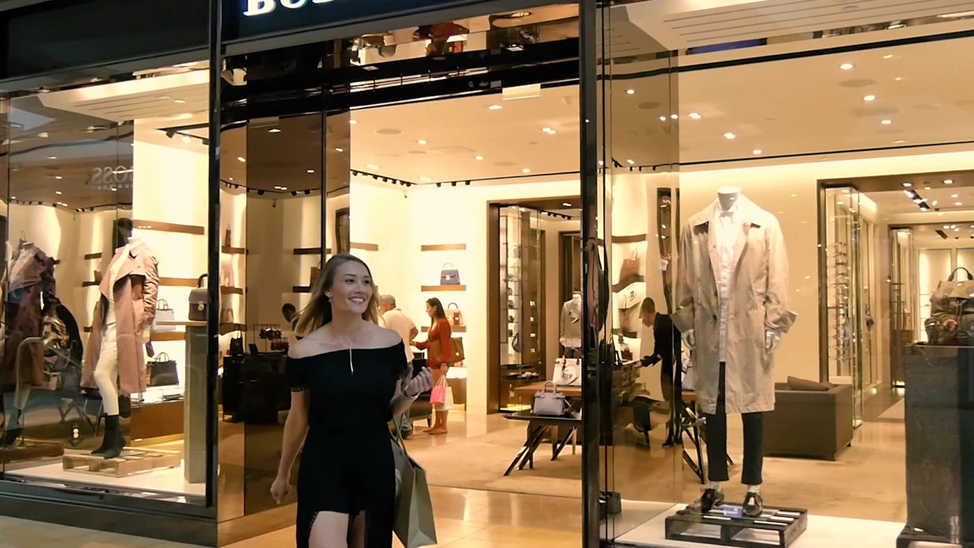 Luxury boutique at Scottsdale Fashion Square