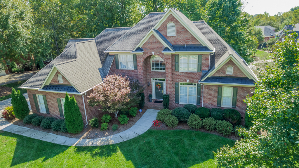 Just Listed: 7709 Stonehaven Drive