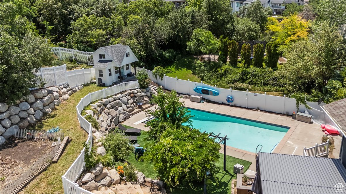 home with pool for sale salt lake city