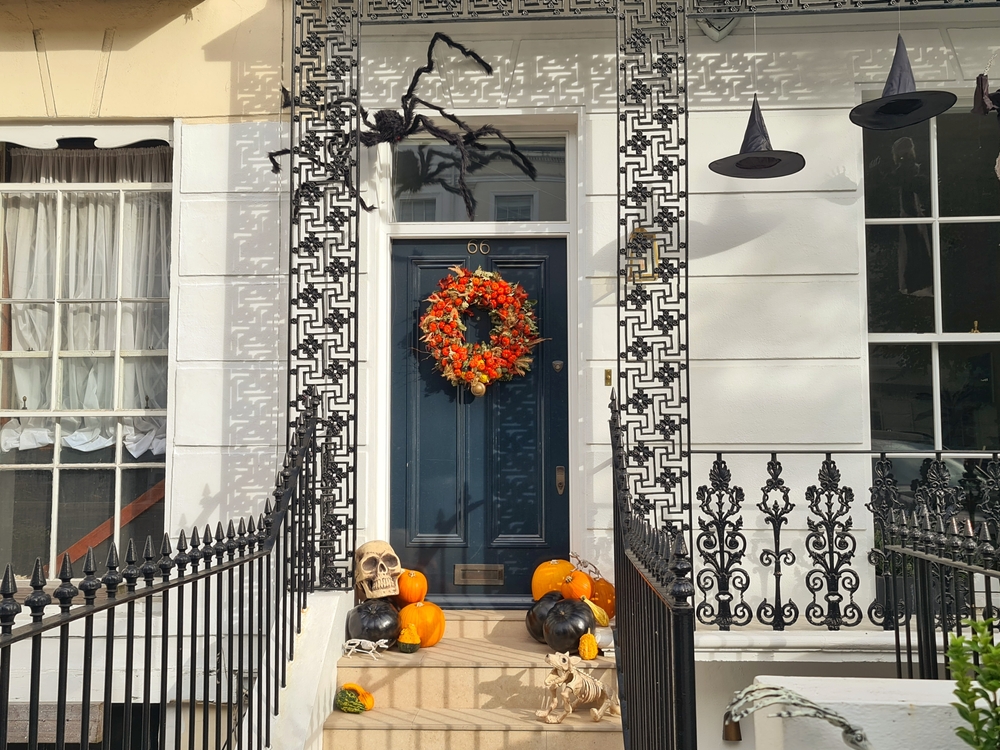 Halloween decorations placed on the front door